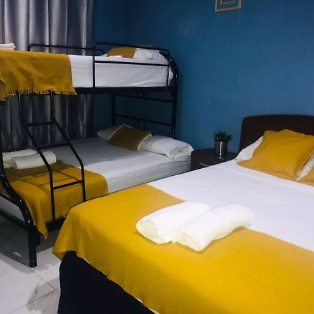 לאון Hotel Casa Blanca מראה חיצוני תמונה