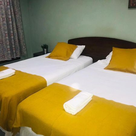 לאון Hotel Casa Blanca מראה חיצוני תמונה