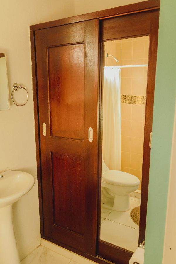 לאון Hotel Casa Blanca מראה חיצוני תמונה