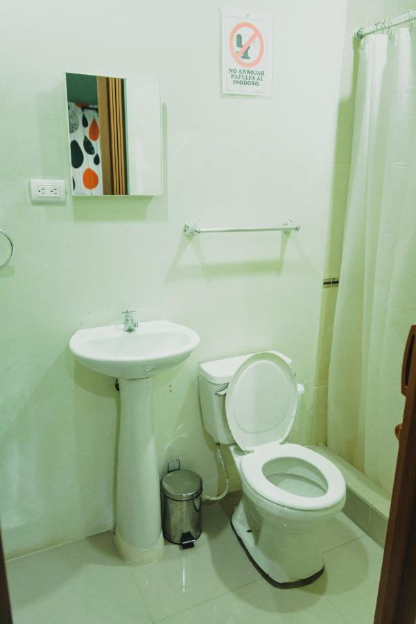 לאון Hotel Casa Blanca מראה חיצוני תמונה