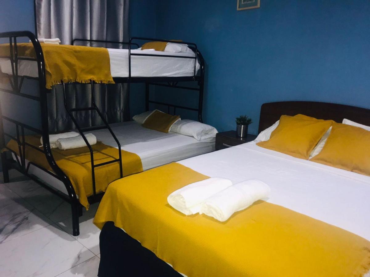 לאון Hotel Casa Blanca מראה חיצוני תמונה