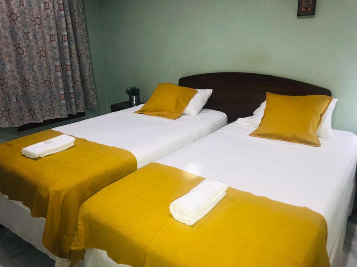 לאון Hotel Casa Blanca מראה חיצוני תמונה