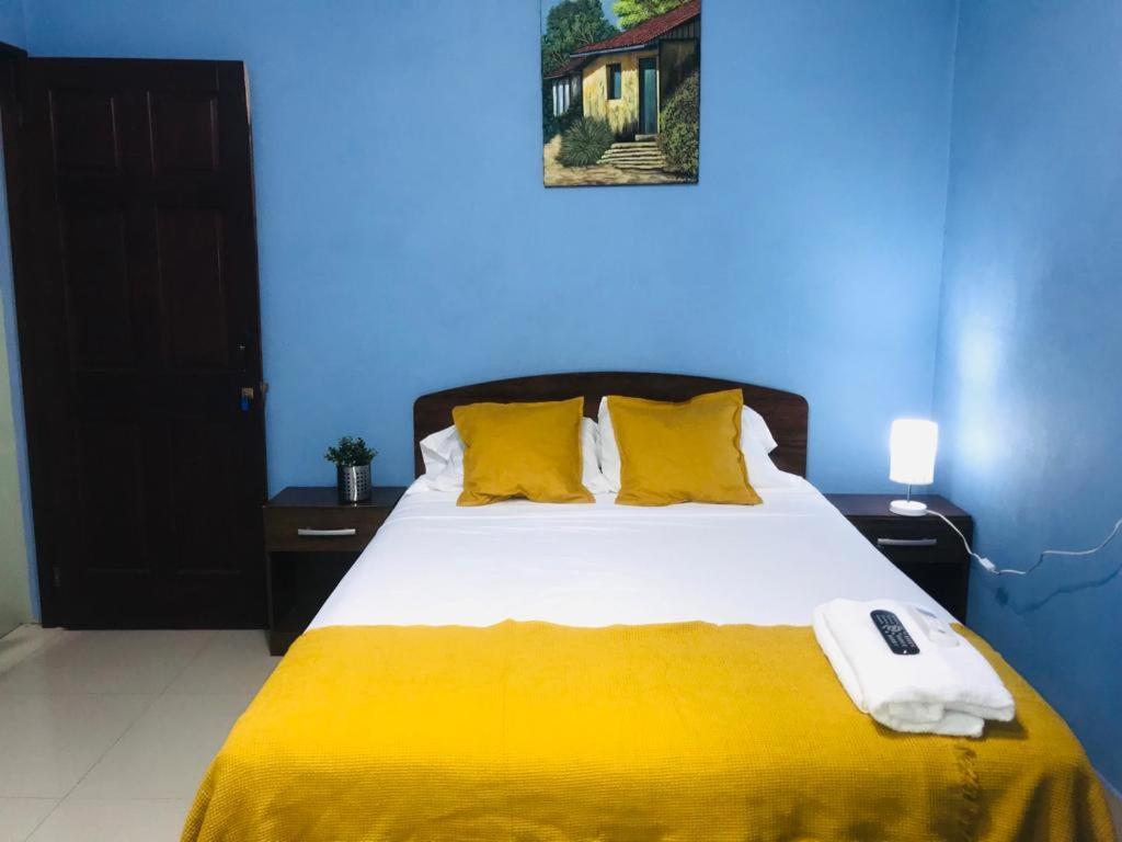 לאון Hotel Casa Blanca מראה חיצוני תמונה