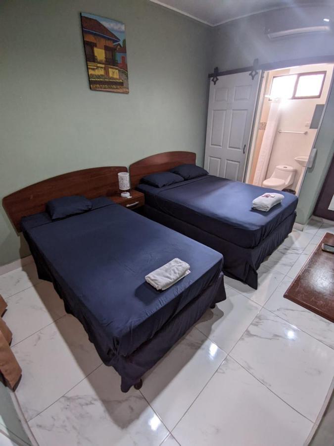 לאון Hotel Casa Blanca מראה חיצוני תמונה
