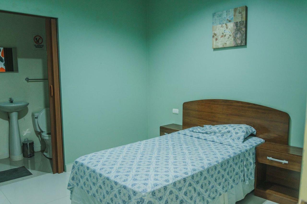 לאון Hotel Casa Blanca מראה חיצוני תמונה